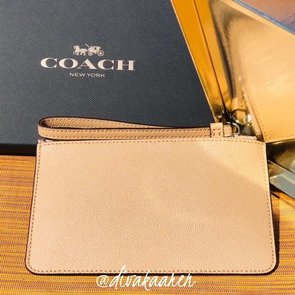 COACH Star Glitter Wristlet Set - Picture 6 of 8